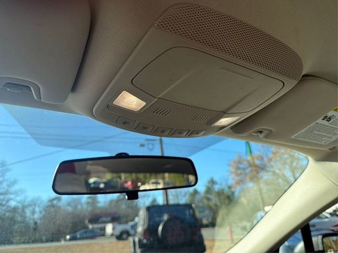 Used 2018 Ford Fusion S image 17