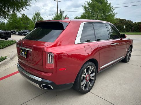 Used 2019 Rolls-Royce Cullinan AWD/4WD image 4