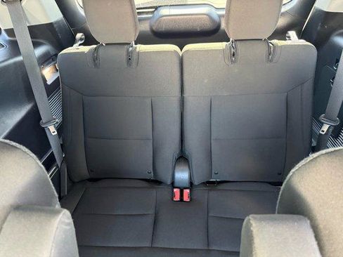 Used 2022 Ford Explorer XLT image 26