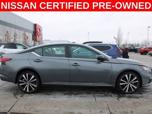Certified 2021 Nissan Altima 2.5 SR image 6
