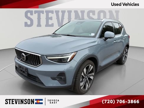Used 2023 Volvo XC40 B5 Ultimate w/ Climate Package AWD/4WD image 1