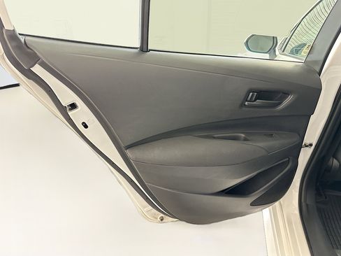 Used 2024 Toyota Corolla LE image 27