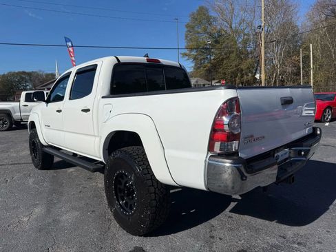 Used 2015 Toyota Tacoma PreRunner image 4
