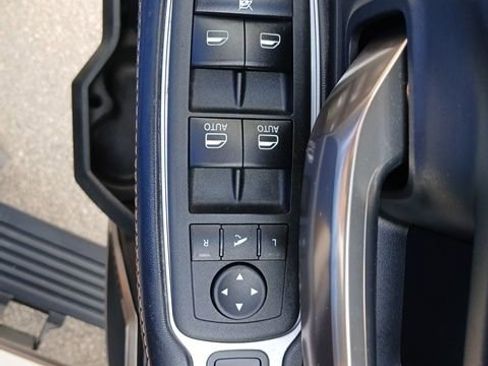 Used 2022 RAM 2500 Limited AWD/4WD image 55