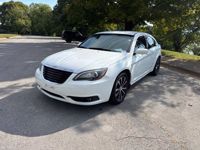 Used 2014 Chrysler 200 Touring w/ 200 S Group FWD image 3