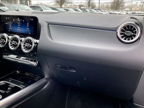 Used 2026 Mercedes-Benz GLA 250 4MATIC image 16
