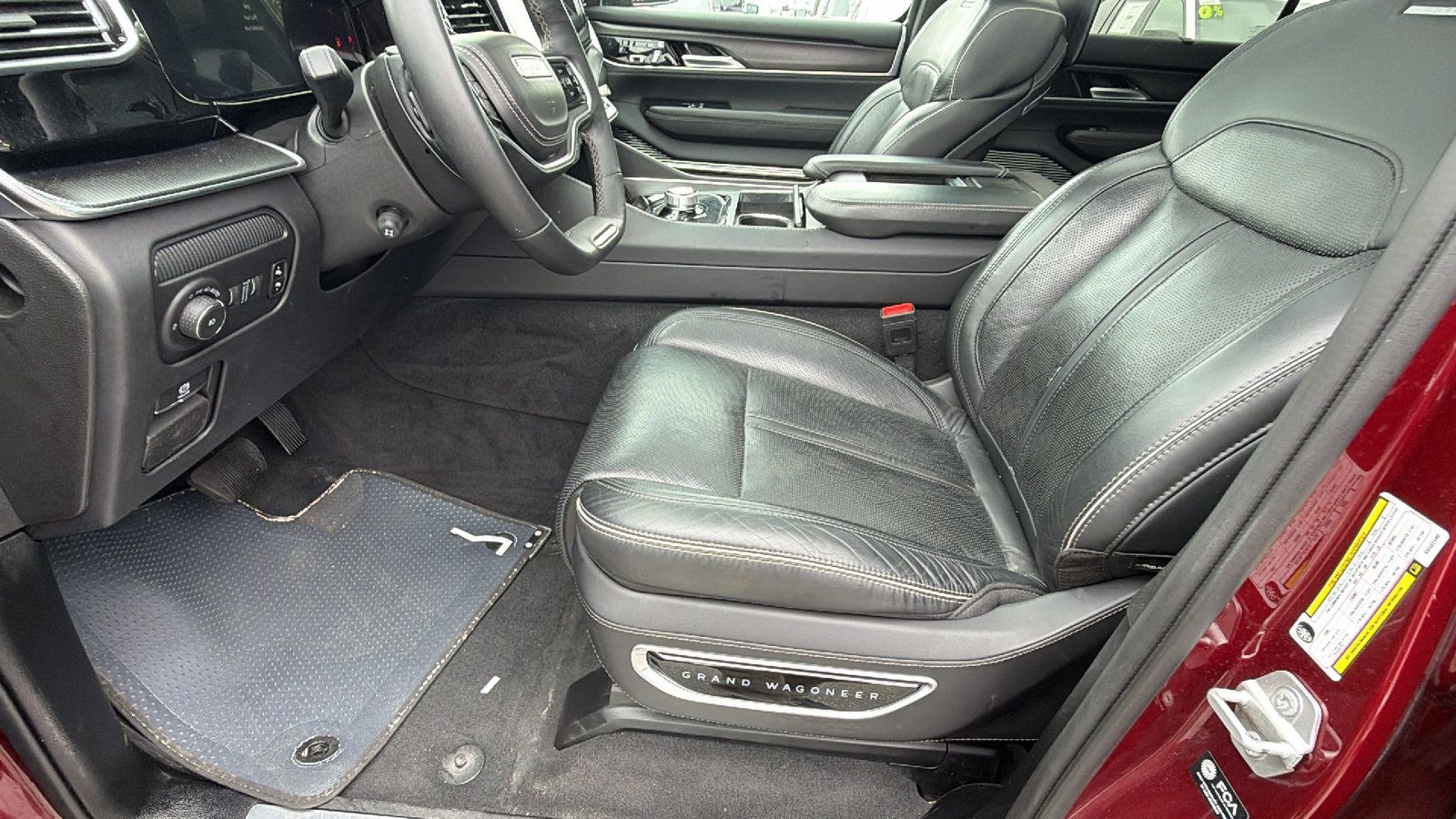 Certified 2025 Jeep Grand Wagoneer Series II Obsidian w/ Quick Order Packagew 28T AWD/4WD image 16