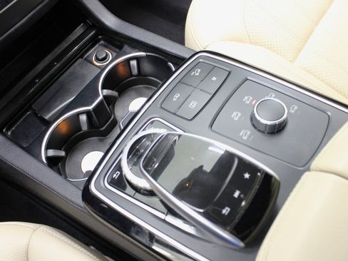 Used 2018 Mercedes-Benz GLS 450 4MATIC image 65