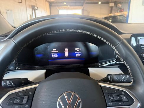 Used 2026 Volkswagen Taos S FWD image 40