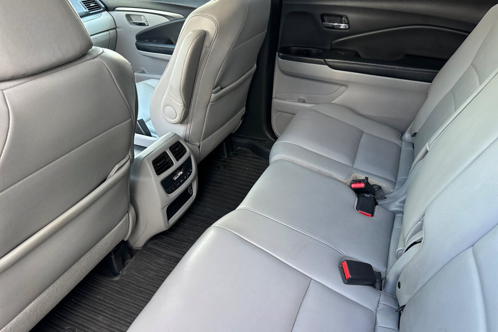 Used 2020 Honda Pilot EX-L image 27