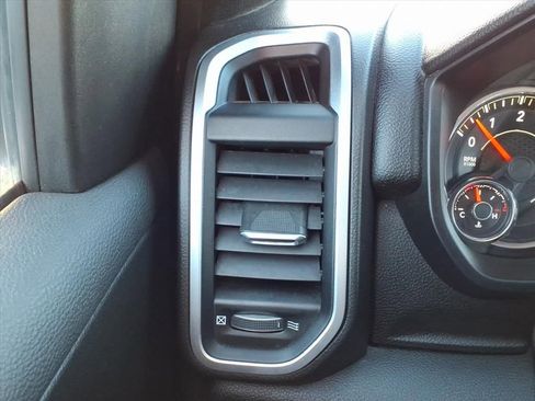 Used 2021 RAM 1500 Big Horn image 27