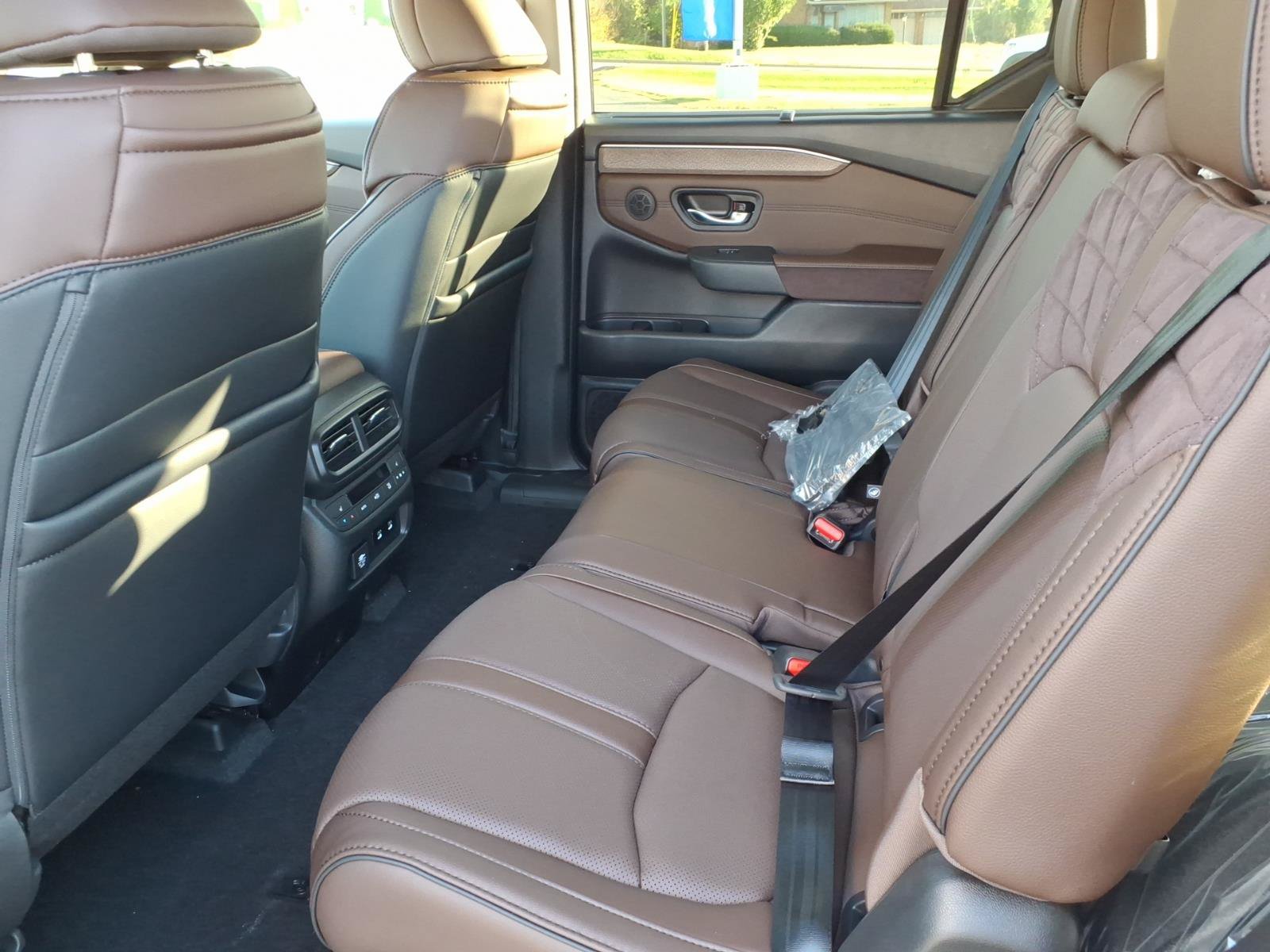 New 2026 Honda Pilot Elite image 5