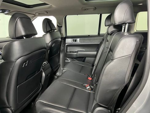 Used 2024 Hyundai Santa Fe Limited image 26