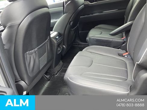 Used 2025 Hyundai Palisade SEL FWD image 14