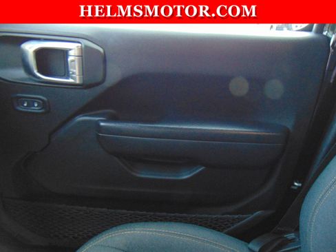 Certified 2024 Jeep Wrangler Sport S image 33