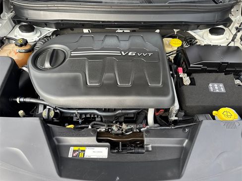 Used 2017 Jeep Cherokee High Altitude image 10