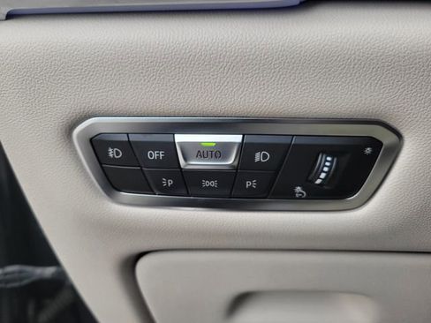 Used 2020 BMW X5 xDrive40i w/ Premium Package image 21