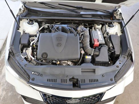 Used 2019 Toyota Avalon Touring FWD image 12