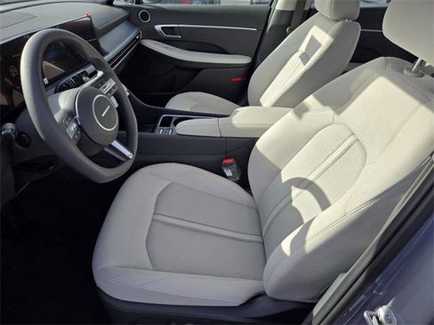 New 2025 Hyundai Sonata SEL image 16