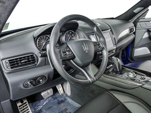 Used 2022 Maserati Levante Modena AWD/4WD image 8