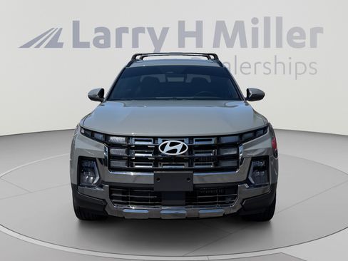 Certified 2025 Hyundai Santa Cruz Limited AWD/4WD image 8