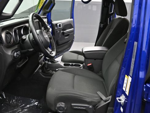 Used 2019 Jeep Wrangler Unlimited Sport S AWD/4WD image 16