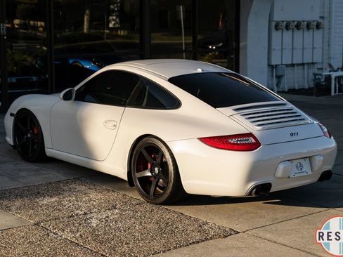 Used 2009 Porsche 911 Carrera S image 4