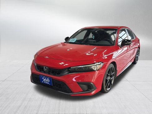 Used 2024 Honda Civic Sport image 3