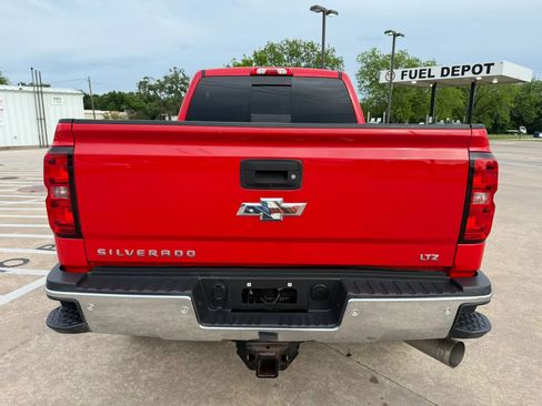 Used 2016 Chevrolet Silverado 2500 LTZ w/ Duramax Plus Package AWD/4WD image 5