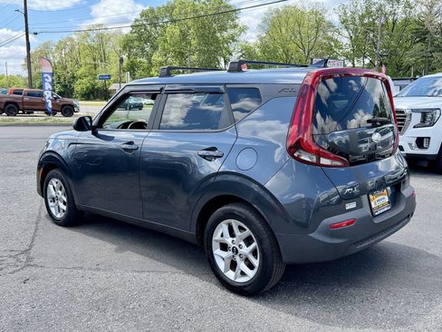 Used 2020 Kia Soul S FWD image 5