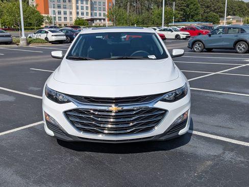 Used 2024 Chevrolet Malibu LT FWD image 8