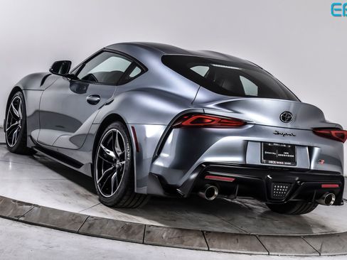 Used 2021 Toyota Supra RWD image 4