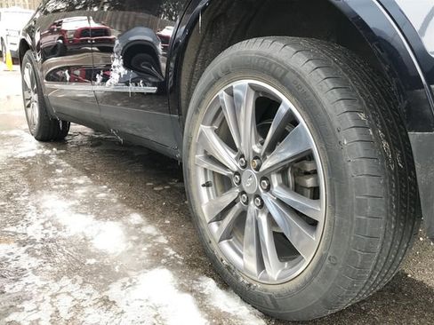 Used 2021 Cadillac XT5 Premium Luxury w/ Platinum Package image 12