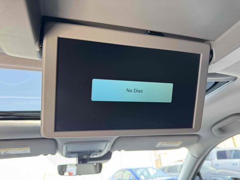 Used 2022 Honda Pilot Touring image 32