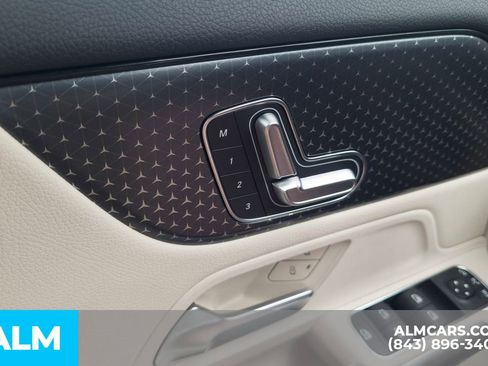 Used 2025 Mercedes-Benz GLA 250 4MATIC image 33