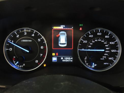 Certified 2022 Subaru Ascent Limited w/ Technology Package AWD/4WD image 12
