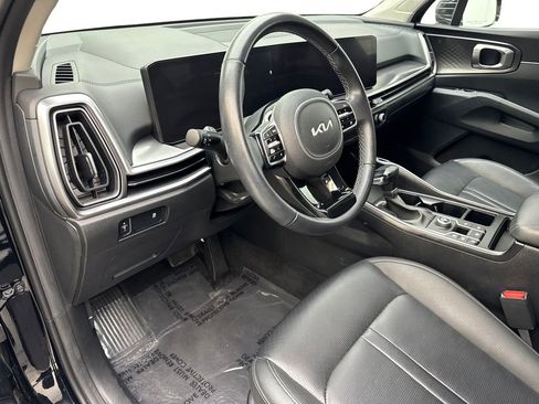 Used 2025 Kia Sorento S w/ Panoramic Sunroof Package FWD image 53