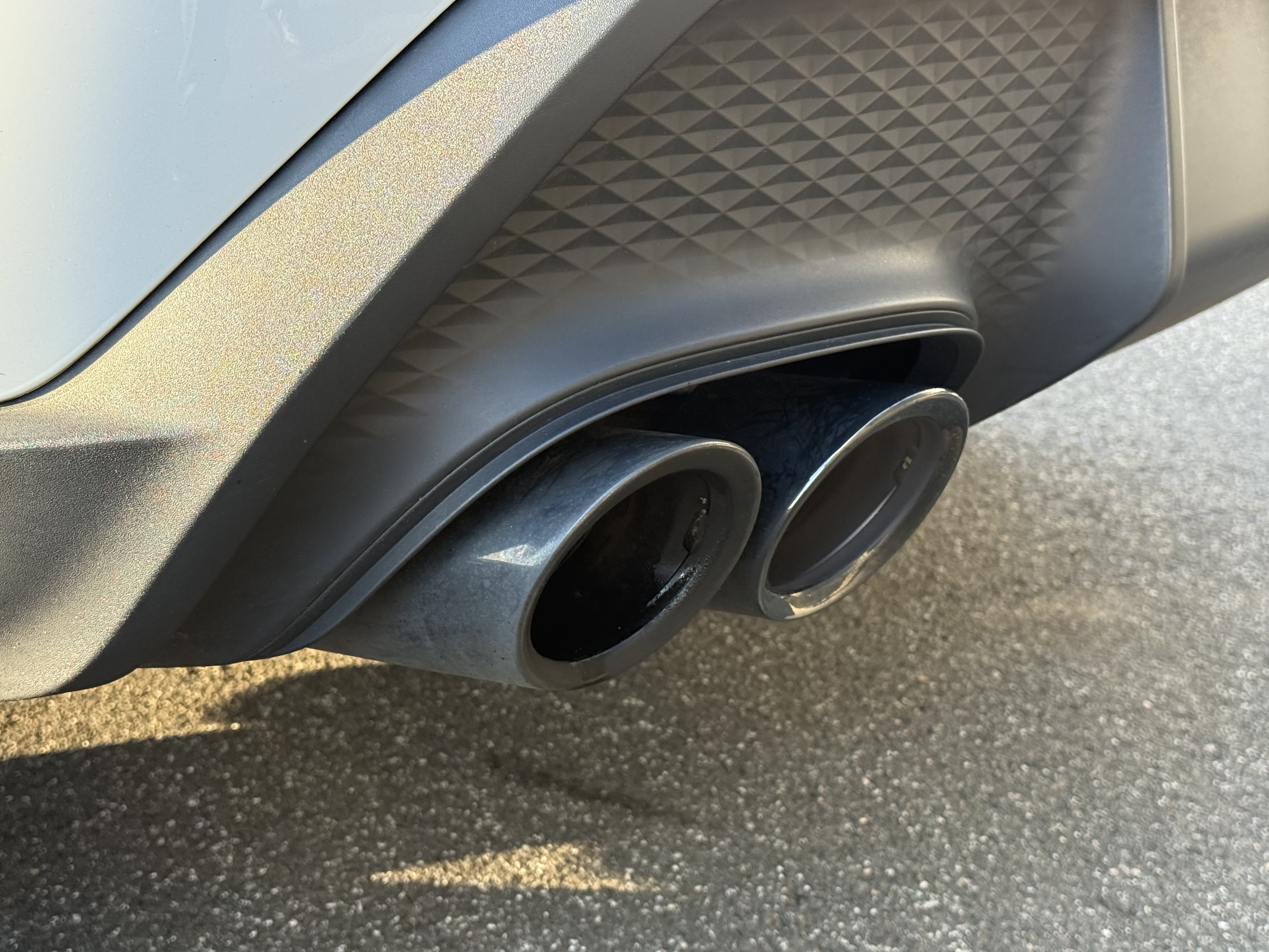 Certified 2023 Porsche Macan S AWD/4WD image 16