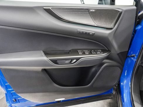 Used 2025 Lexus NX 450h+ AWD w/ Luxury Package image 22