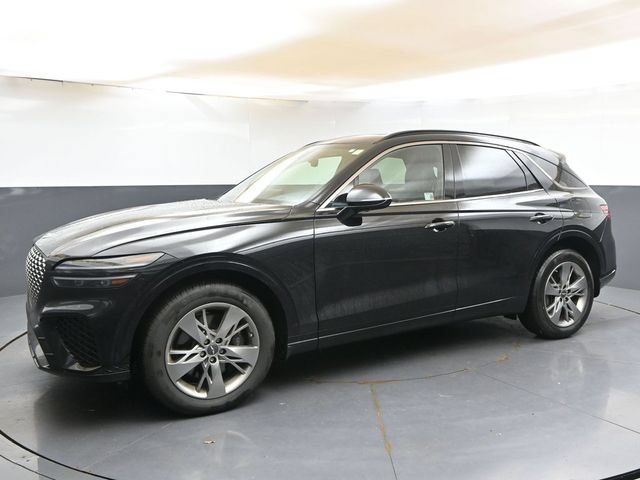 Used 2025 Genesis GV70 3.5T Sport AWD/4WD image 2
