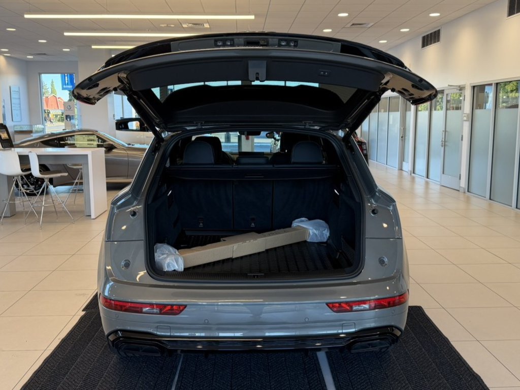 Used 2025 Audi Q5 2.0T Premium Plus AWD/4WD image 9