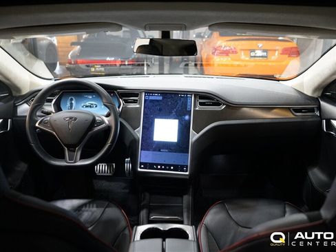Used 2013 Tesla Model S Performance RWD image 14