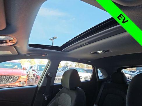 Certified 2023 Hyundai Kona SEL w/ Cargo Package image 29