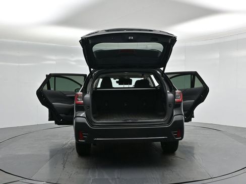 Used 2020 Subaru Outback Onyx Edition XT w/ Tech Package 2 image 31