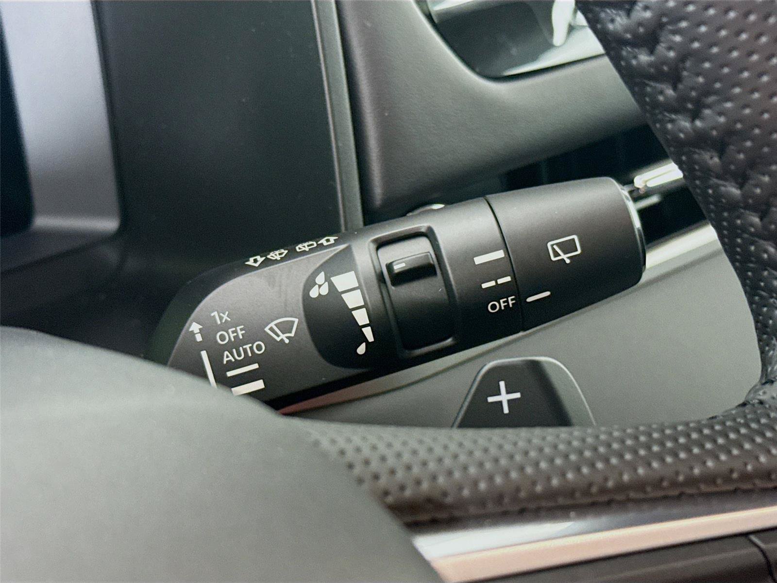 New 2026 Mitsubishi Outlander SE AWD/4WD image 6