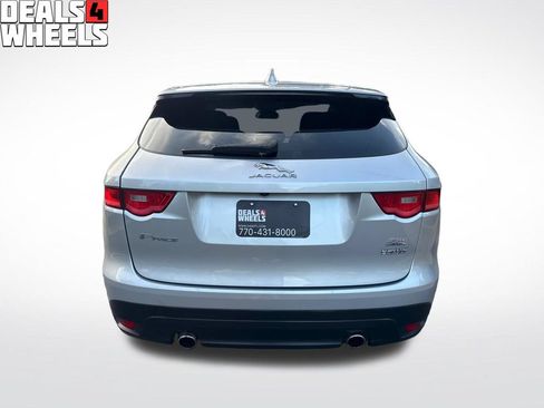 Used 2017 Jaguar F-PACE R-Sport AWD/4WD image 4