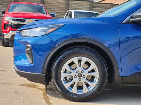 Used 2023 Ford Escape Active w/ Cold Weather Package image 15