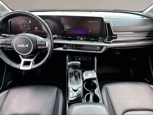 Used 2023 Kia Sportage SX image 7