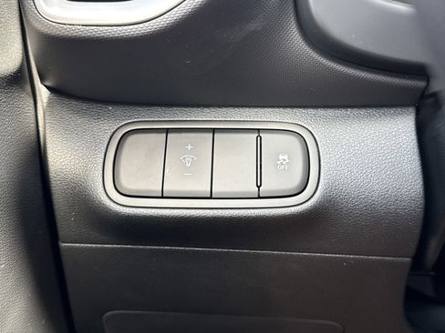 New 2026 Hyundai Venue SE image 15