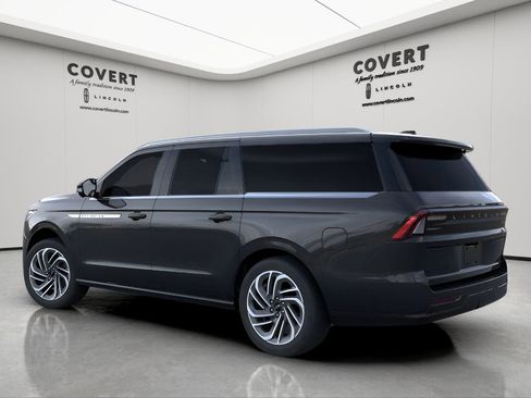 New 2026 Lincoln Navigator L Reserve image 4